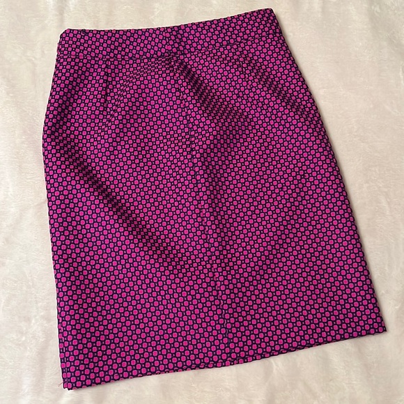 Banana Republic Dresses & Skirts - Banana Republic Women’s Size 4 Skirt